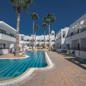 Anthea Apartahotel